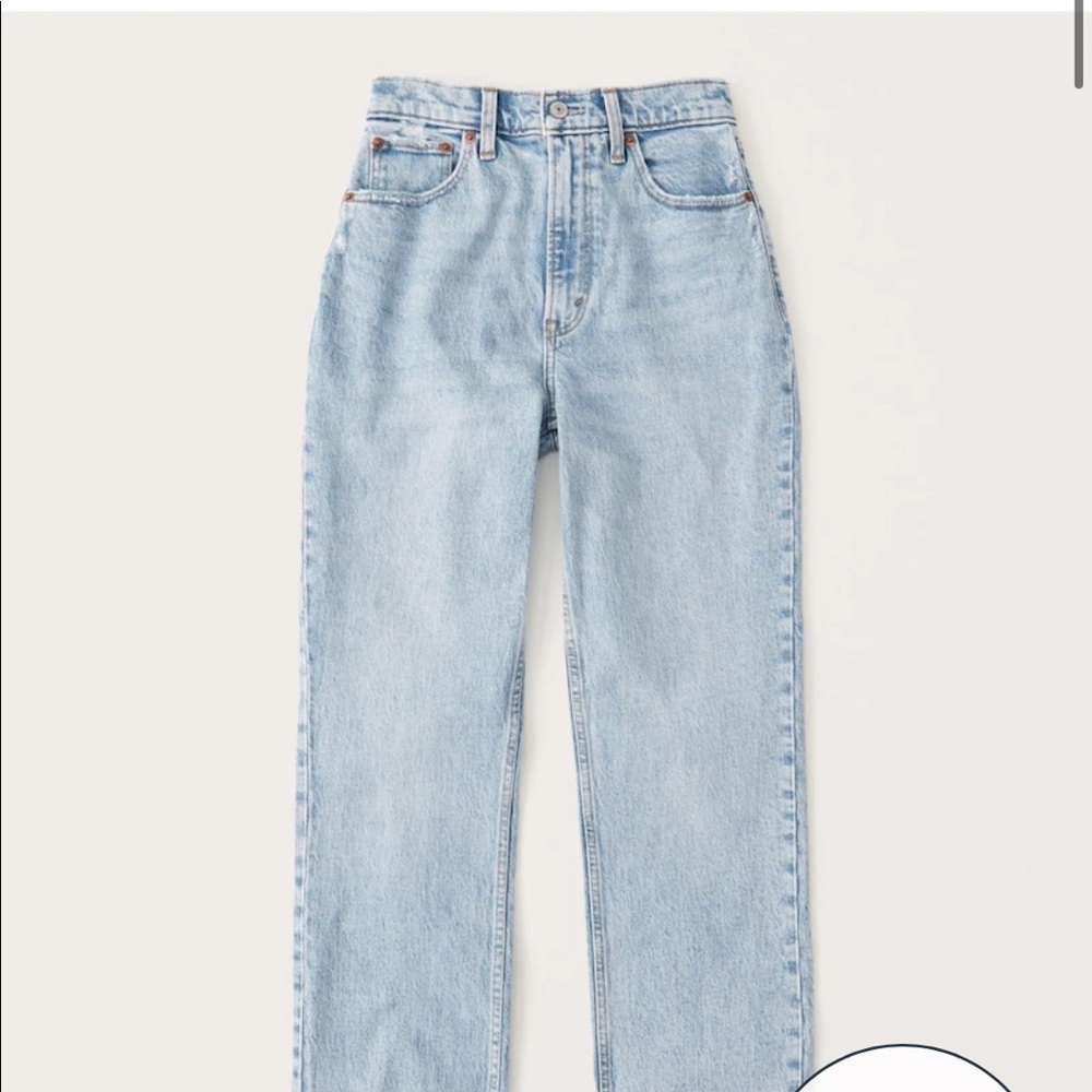 Curve Love Ultra High Rise 90’s Light Wash Jeans